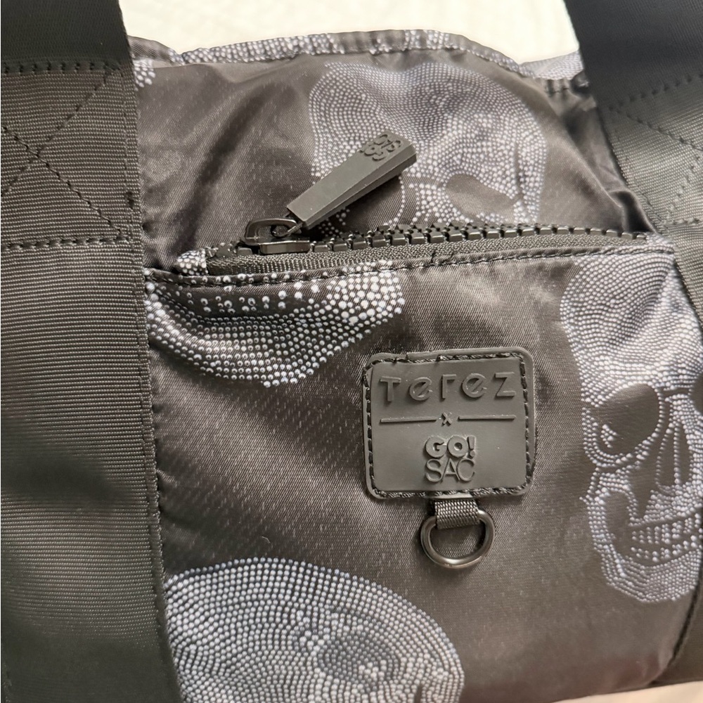 Terez x Go!Sac Premium Gym Bag | Crystal Skulls - Picture 5 of 11